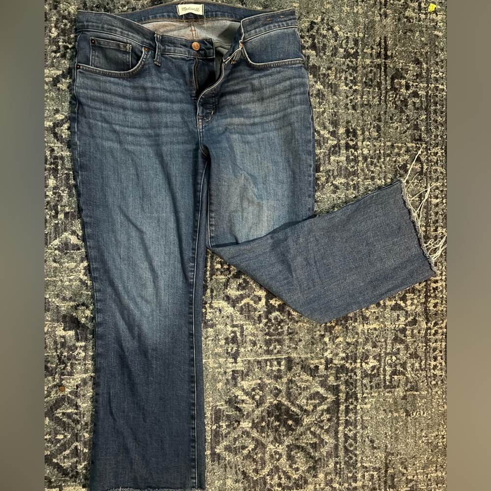 Madewell Mid Rise Kickout Jeans | 31
